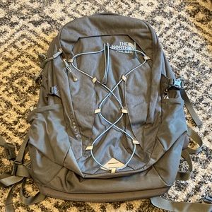 Like new The North Face Borealis backpack!